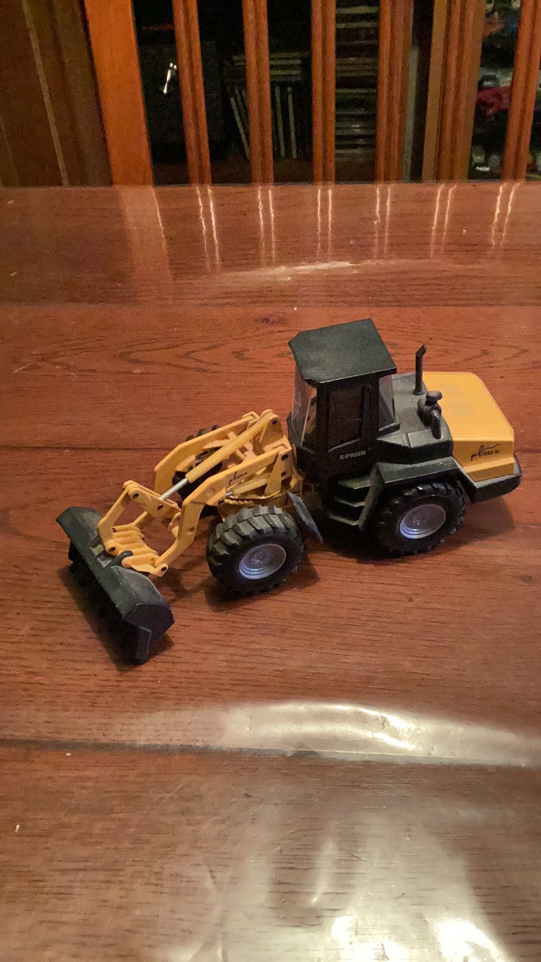Paus shovel joal 1:35 in nieuwstaat, Ophalen of Verzenden, Zo goed als nieuw, Tractor of Landbouw, Joal