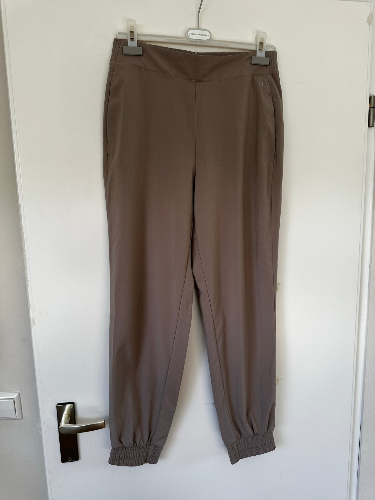 Calvin Klein Joggingbroek Maat M Bruin, Maat 38/40 (M), Bruin, Ophalen of Verzenden, Zo goed als nieuw