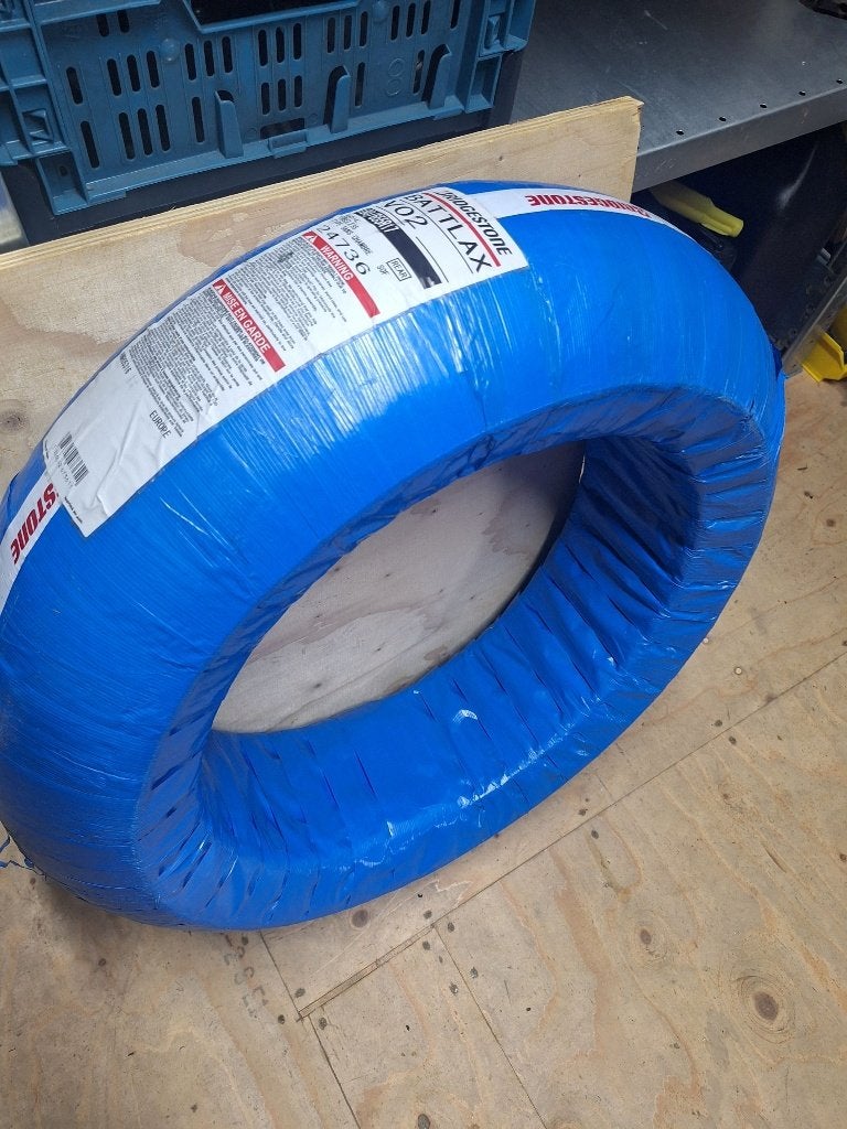Bridgestone Racing Battlax V02 slicks, Ophalen of Verzenden, Nieuw