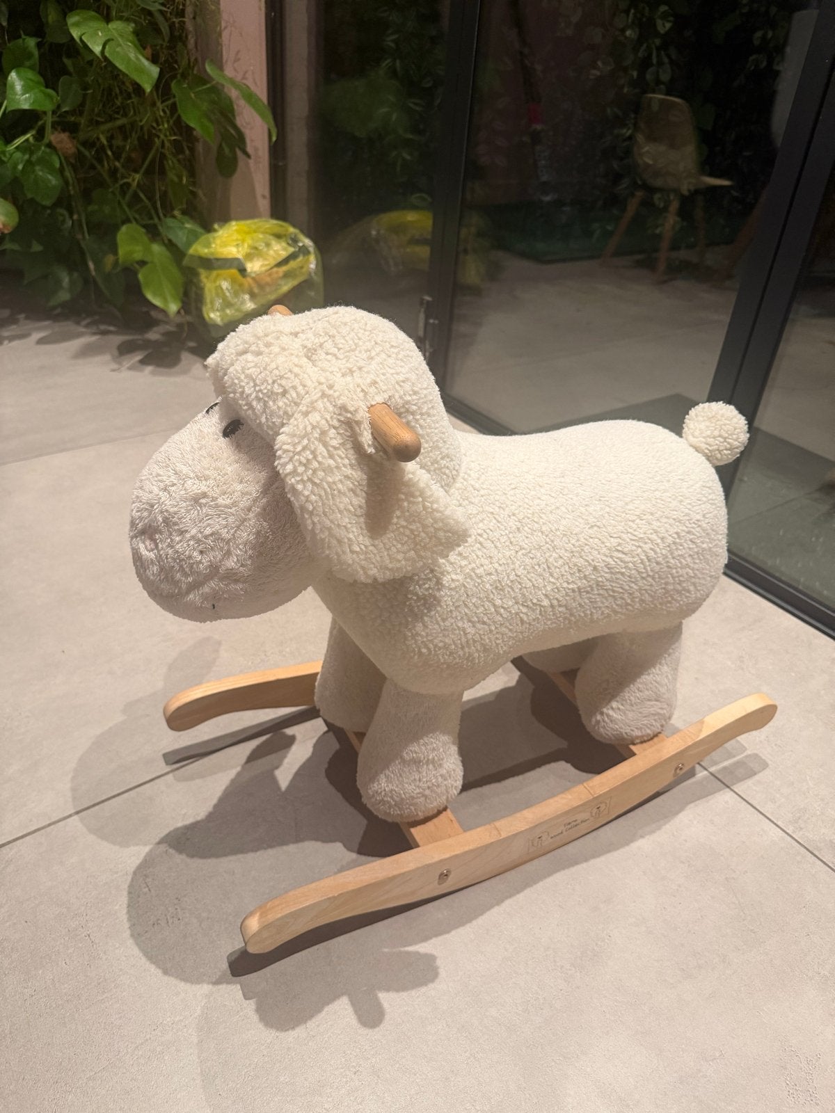 Schattig schaap hobbelpaard voor kinderen, Ophalen, Zo goed als nieuw, Jongen of Meisje