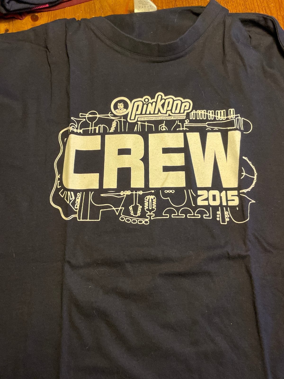 Pinkpop Crew 2015 T-shirt - Zo goed als nieuw, Ophalen of Verzenden, Zo goed als nieuw, Maat 56/58 (XL), Zwart