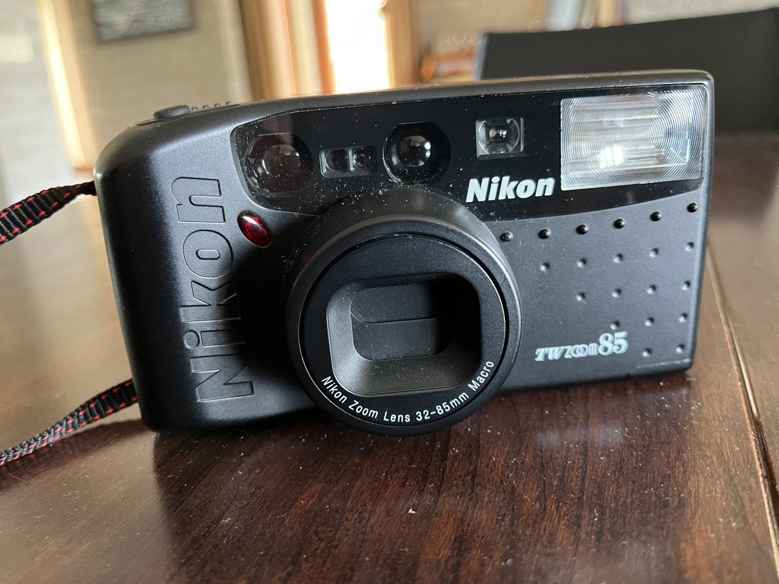 Nikon TW zoom 85 compact camera, Ophalen of Verzenden, Gebruikt, Compact, Nikon