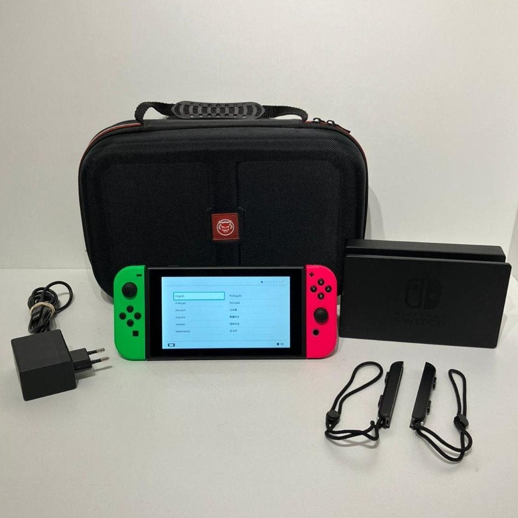 Nintendo Switch V2 Groen/Roze incl. Docking,Lader en Hoes, Ophalen of Verzenden, Zo goed als nieuw, Roze, Dsi