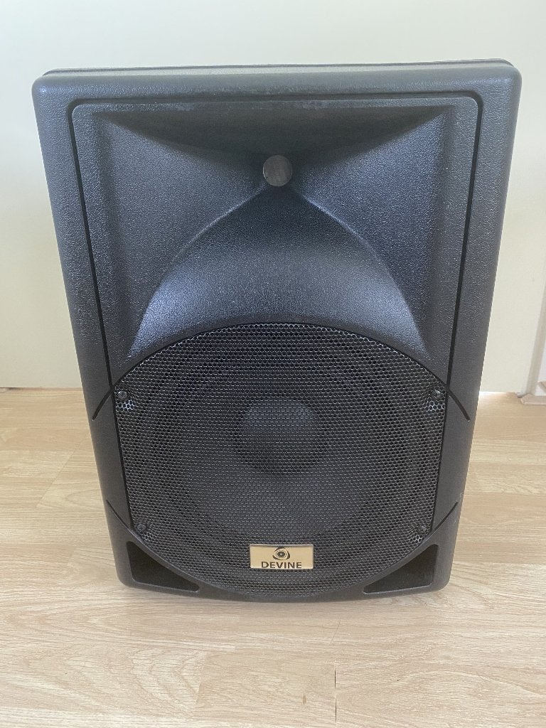 Speaker Devine Artis, Inclusief kabels, Party speaker, Zo goed als nieuw, Minder dan 60 watt