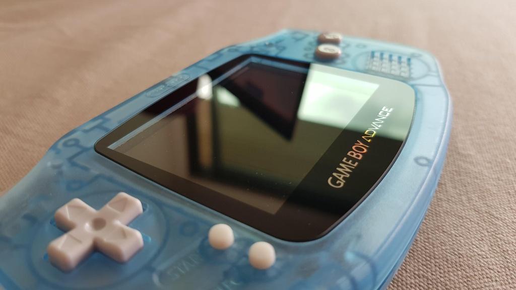 GameBoy Advance met IPS scherm, Spelcomputers en Games, Spelcomputers | Nintendo Game Boy, Zo goed als nieuw, Game Boy Advance