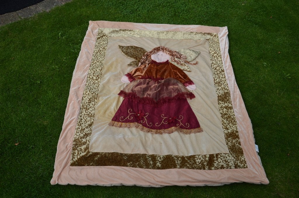 Uit Amerika: quilt/ deken/ kleed met engel in 3D stoffen 140, Gebruikt, Eenpersoons, Wit, Ophalen of Verzenden
