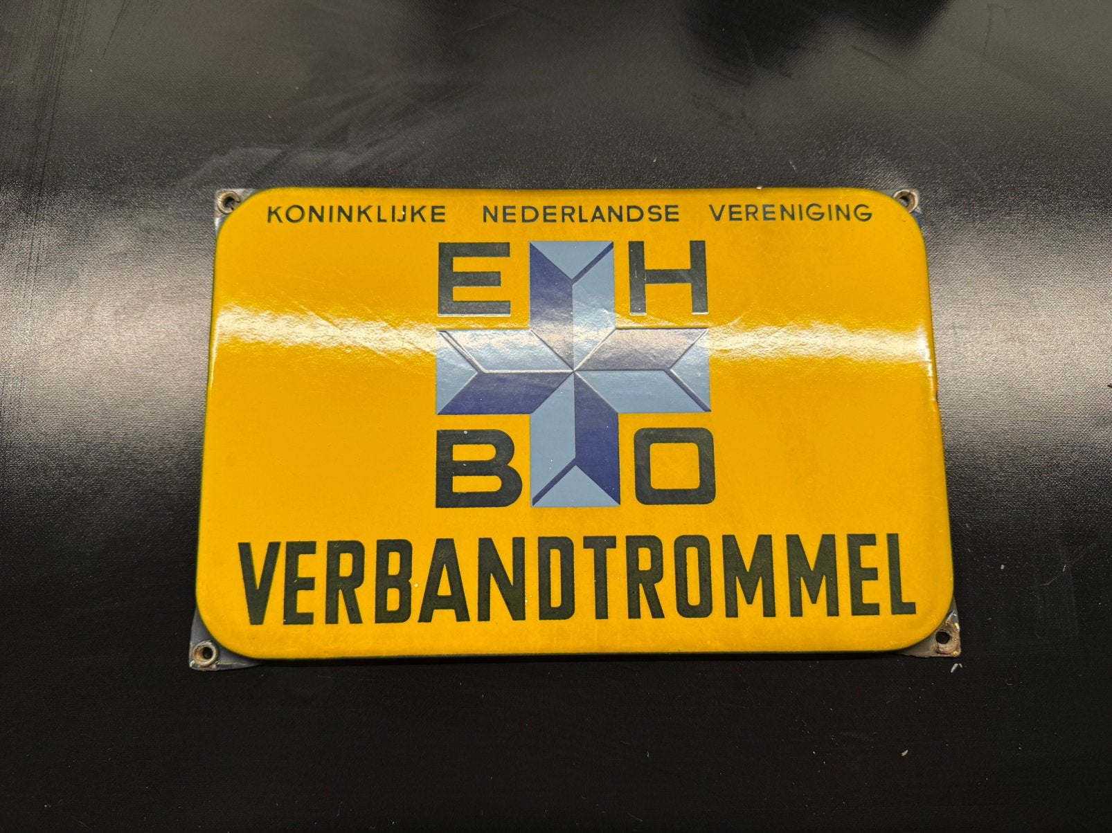 Fraai Emaille reclamebord EHBO Verbandtrommel incl ringetjes, Ophalen, Zo goed als nieuw, Reclamebord