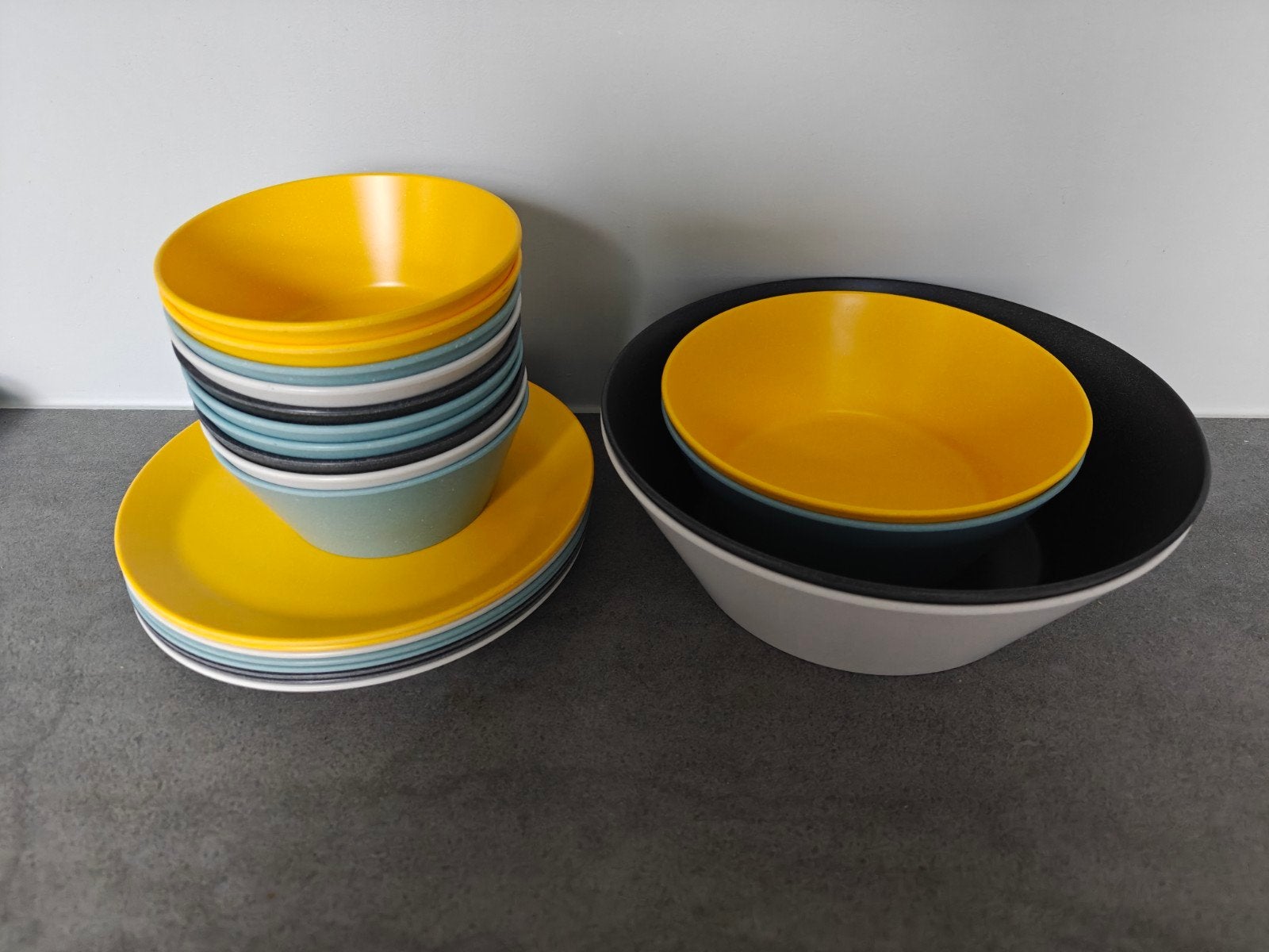 Kleurrijk Mepal Bloom (camping) servies: kommen en borden, Kunststof, Gebruikt, Ophalen of Verzenden, Bord(en)