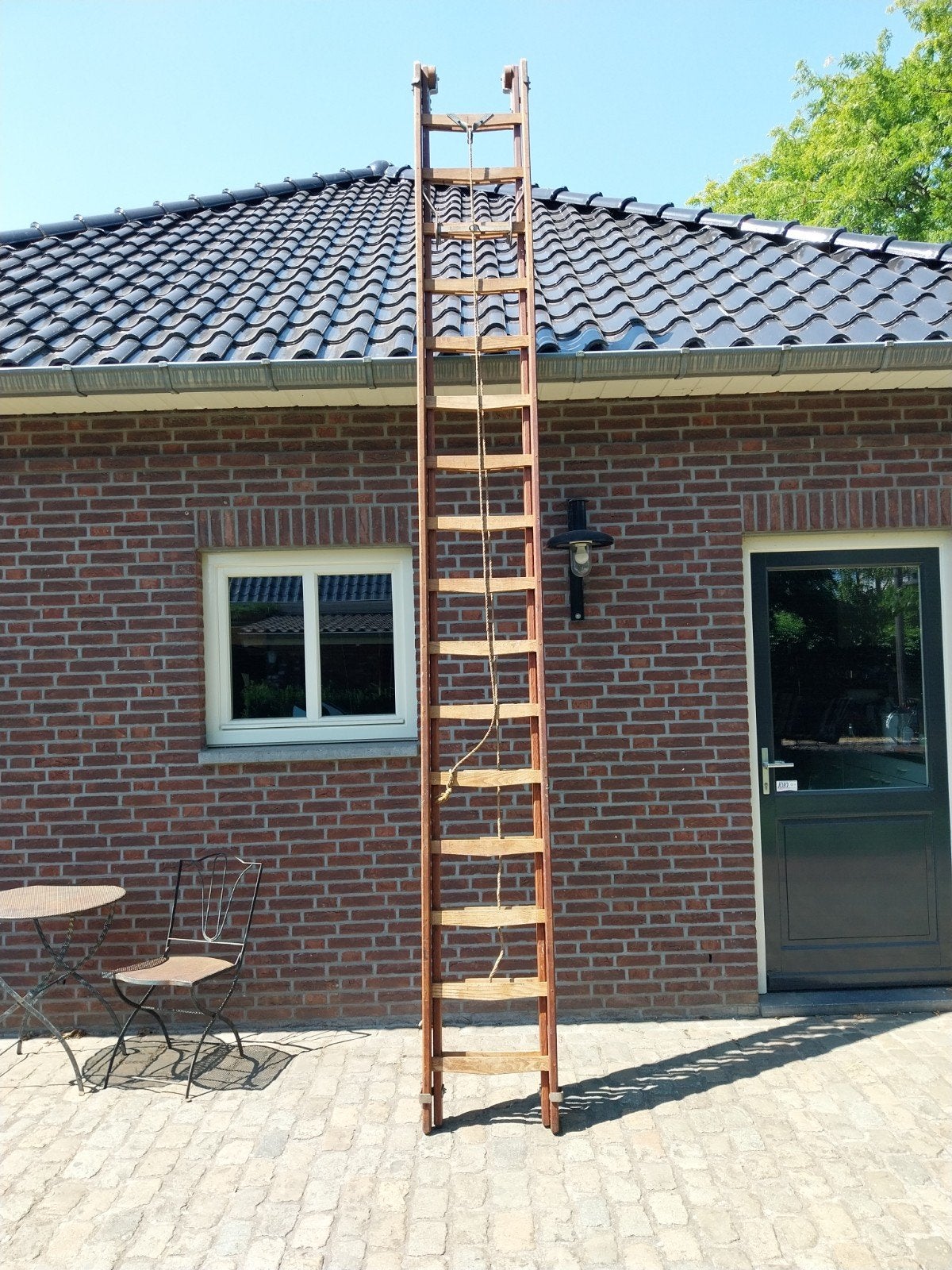Houten ladder 2 x 16 sporten, 2x 4,25 meter, Ophalen, Gebruikt, 4 meter of meer