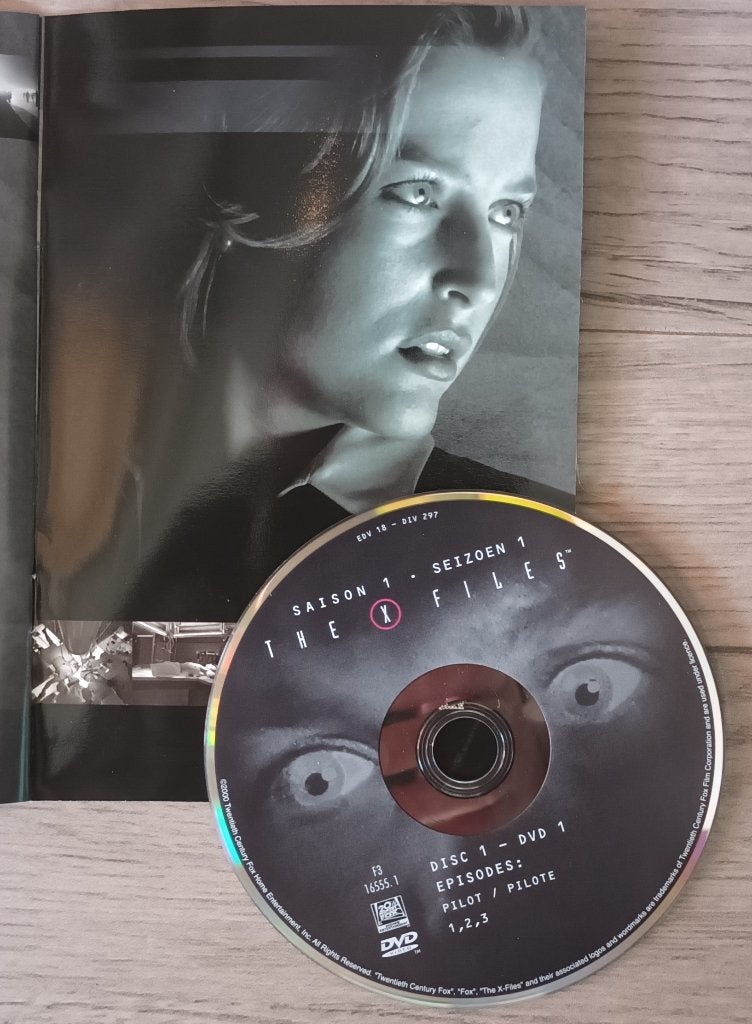 X-Files - COLLECTORS-box Compleet seizoen 1-9 59 discs, Nederlands, Science Fiction en Fantasy, Ophalen of Verzenden, Zo goed als nieuw