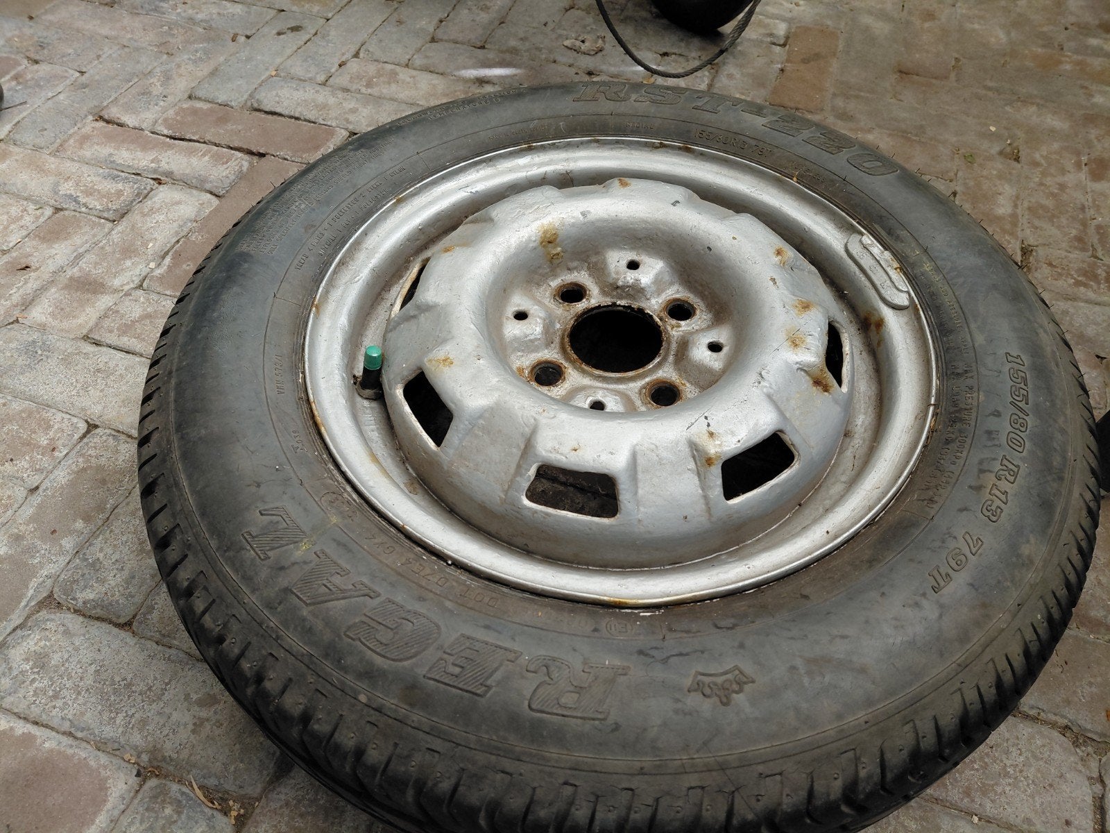 2 stuks 13 inch golf 1 velgen, Ophalen of Verzenden