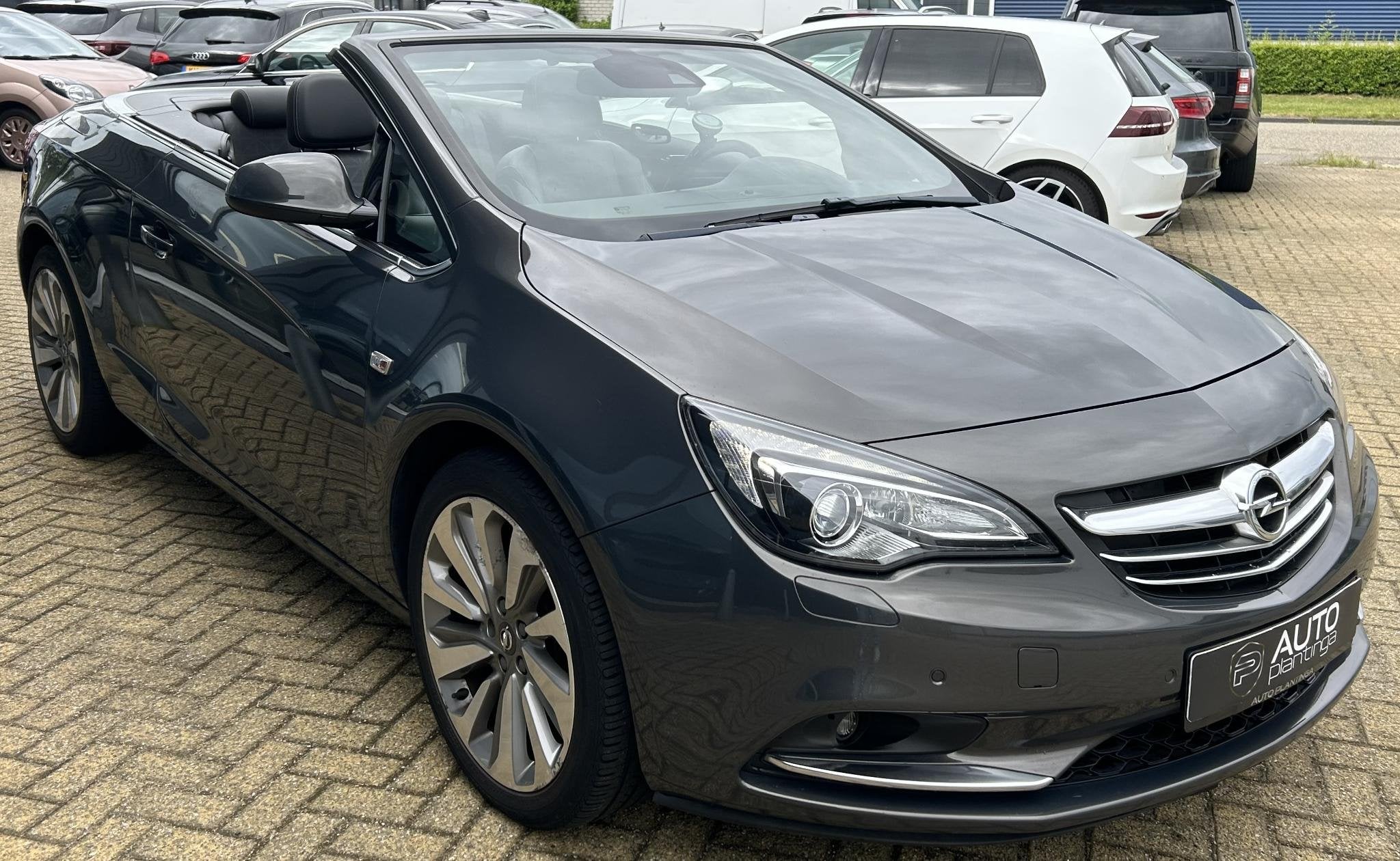 Opel Cascada 1.4 Turbo ecoFLEX Cosmo 140PK | Cabrio | Ledere, Voorwielaandrijving, 4 cilinders, Cabriolet, 4 stoelen