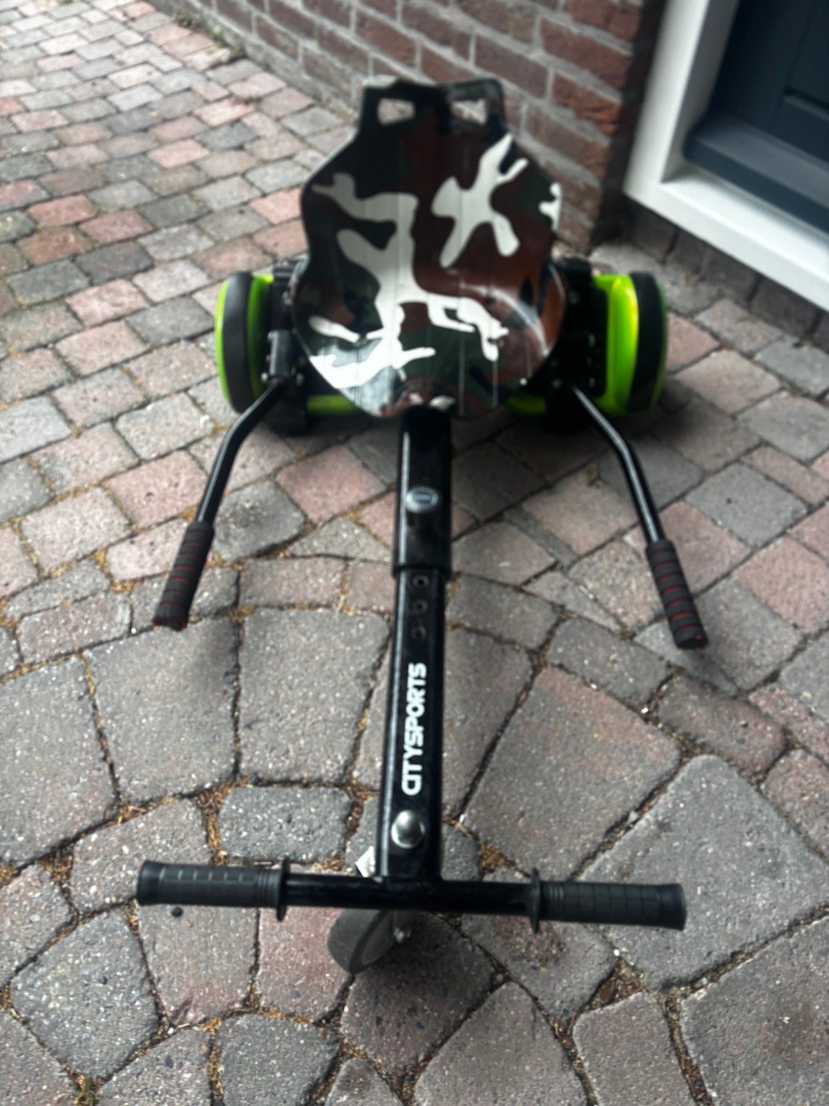 Hoverboard met zitje en oplader, Ophalen, Zo goed als nieuw