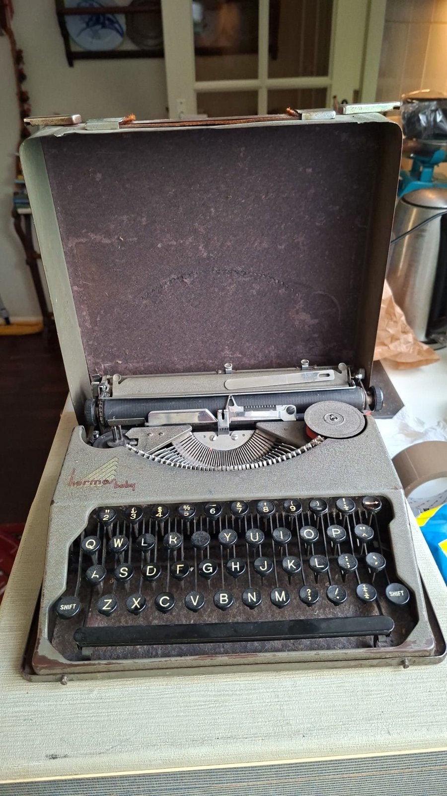 Hermes Featherweight typemachine jaren 30, Diversen, Typemachines, Ophalen of Verzenden, Gebruikt