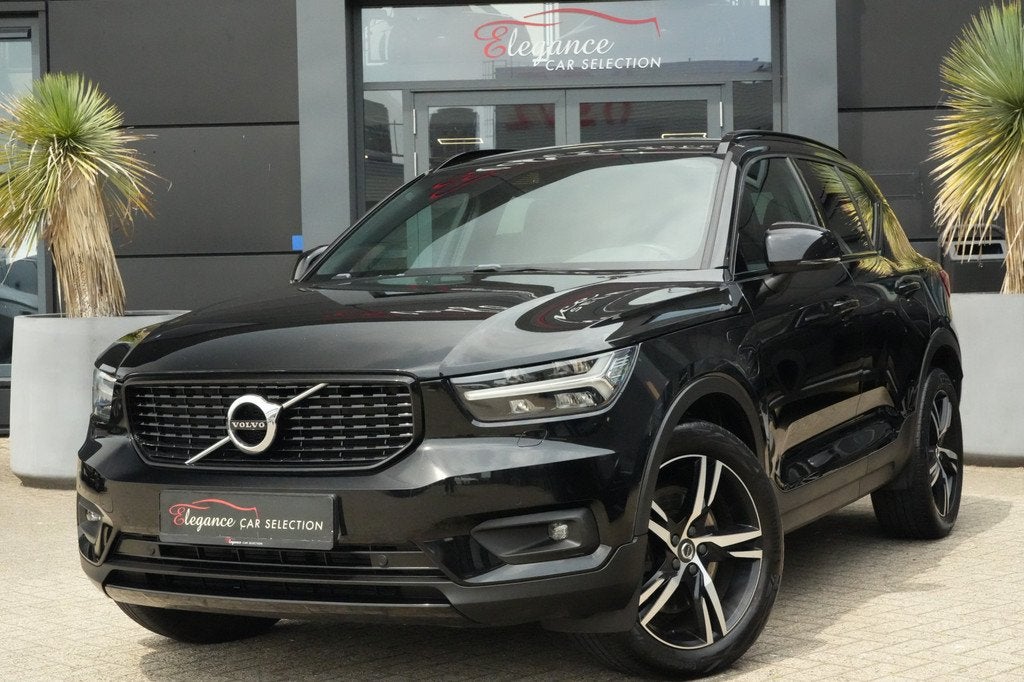 Volvo XC40 1.5 T4 Recharge R-Design Expression 211pk HarmanK, Leder en Stof, Zwart, Origineel Nederlands, Bedrijf