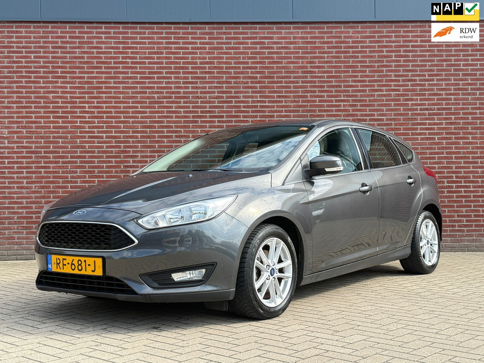 Ford Focus 1.0 Lease Edition / Nap / Airco / Cruise / Parkee, Auto's, 101 pk, Gebruikt, Euro 6, 635 kg