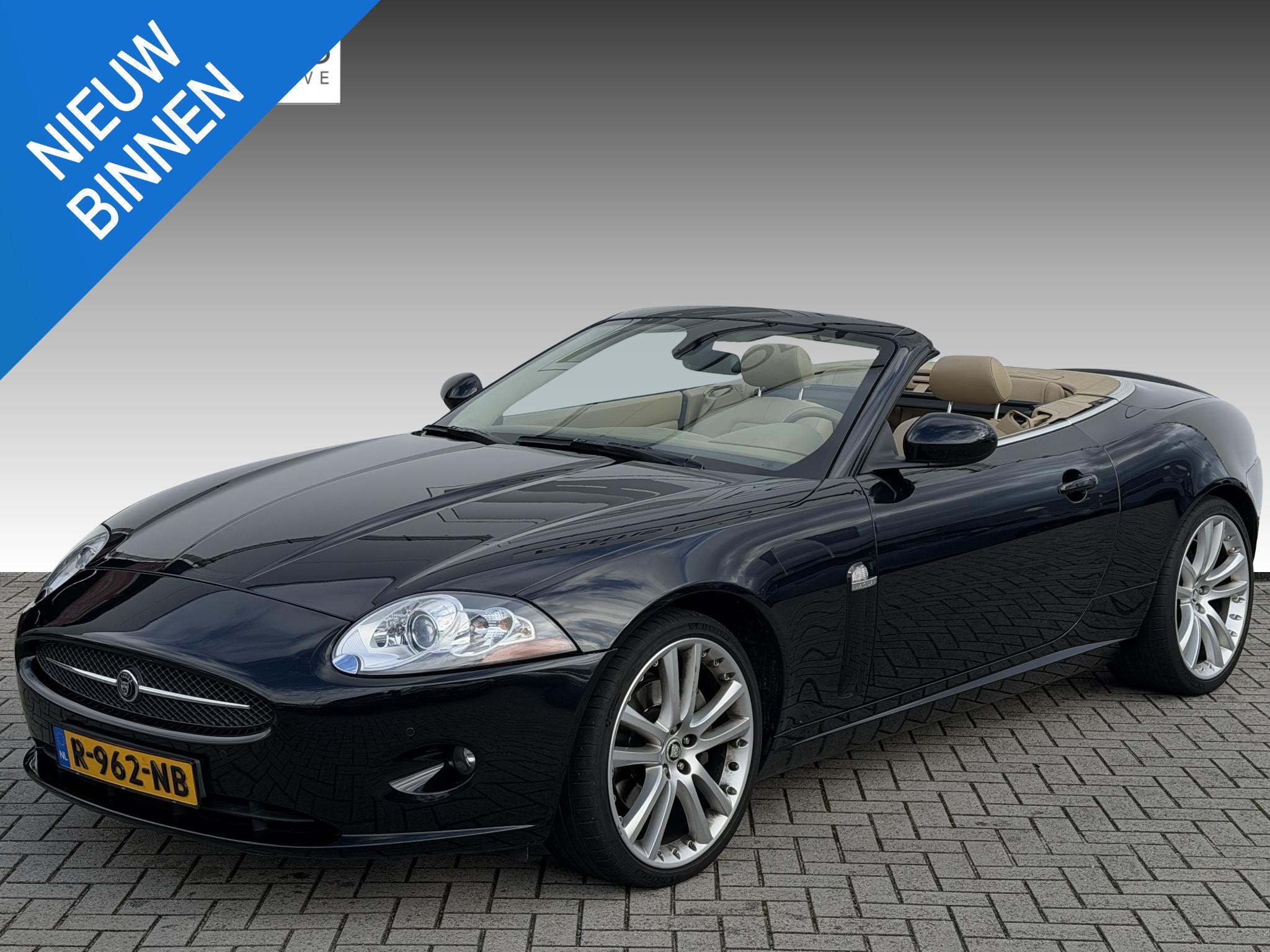 Jaguar XK 4.2 V8 Convertible LEDER | DEALER ONDERHOUDEN | NA, Auto's, Achterwielaandrijving, Gebruikt, 8 cilinders, Cabriolet