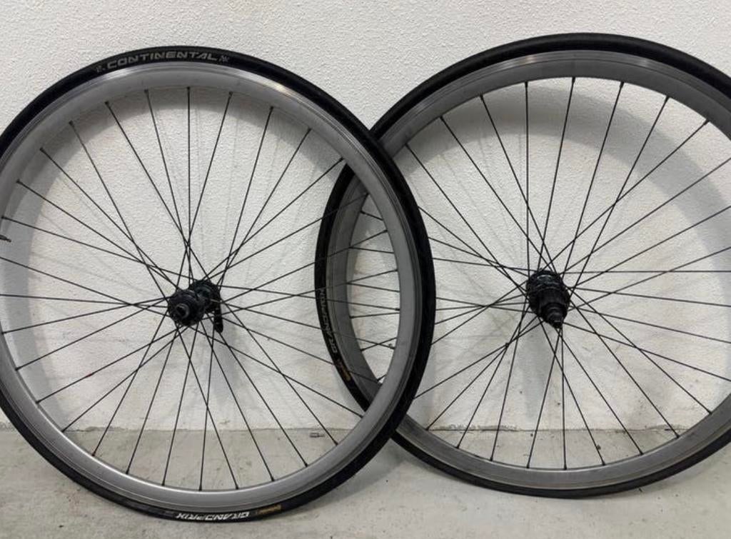 DT Swiss RR585 wielset, Gebruikt, Carbon, Meer dan 20 versnellingen, 53 tot 57 cm
