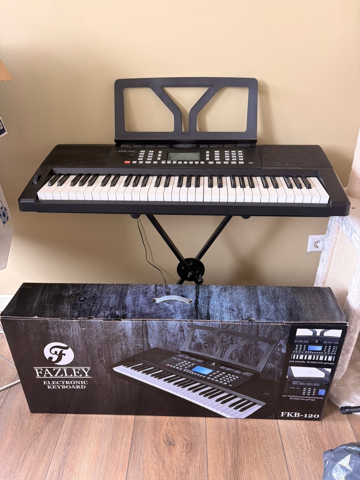 Foto 3 van Fazley keyboard FKB-120 incl. Ergonomische kruk