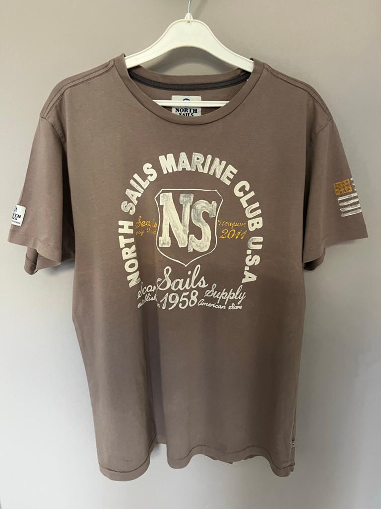 North Sails T-shirt met Marine Club print, maat L., Ophalen of Verzenden, Gedragen, Maat 48/50 (M), Bruin