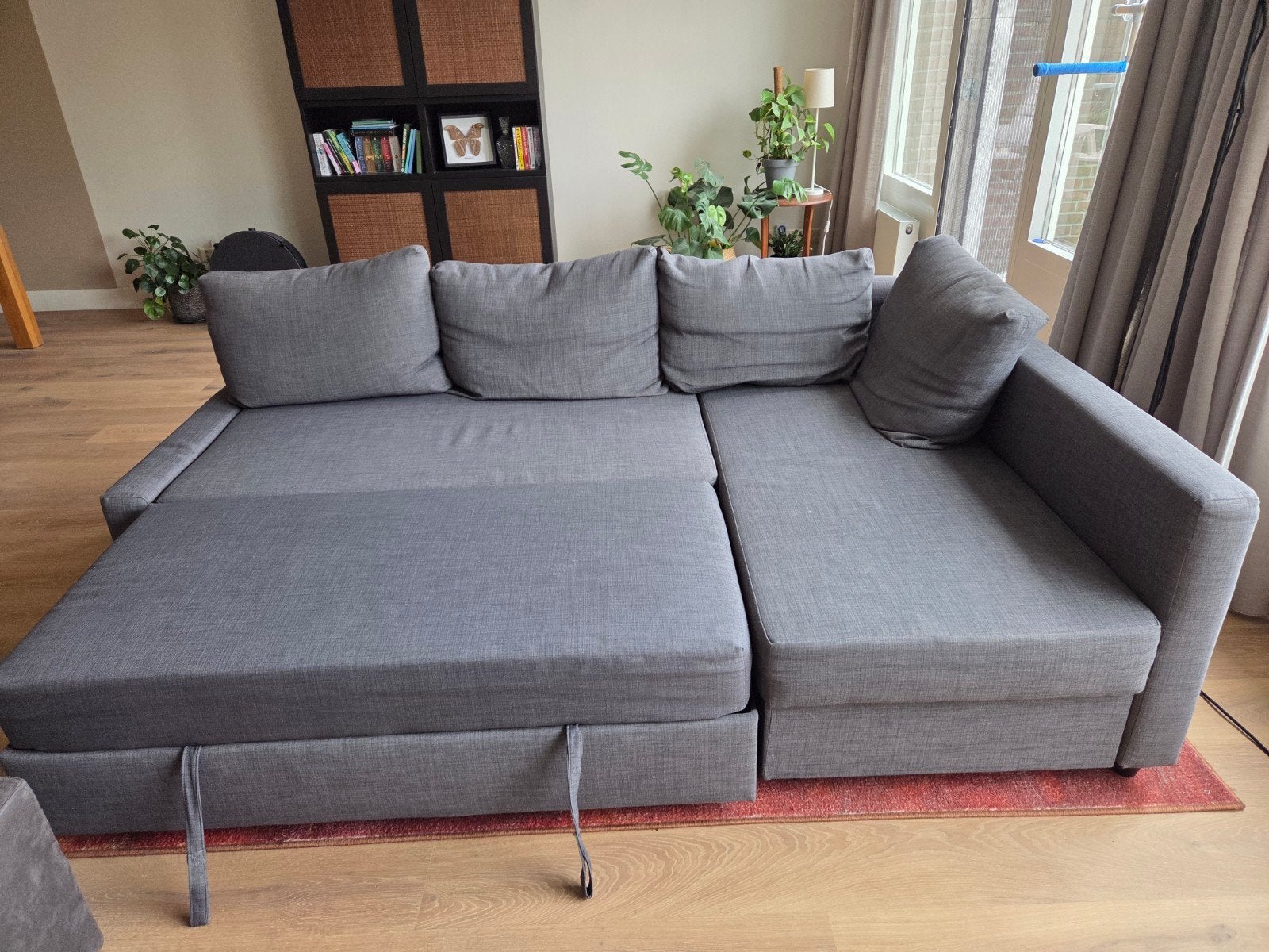 Foto 3 van IKEA FRIHETEN slaapbank - Grijs, met opbergruimte