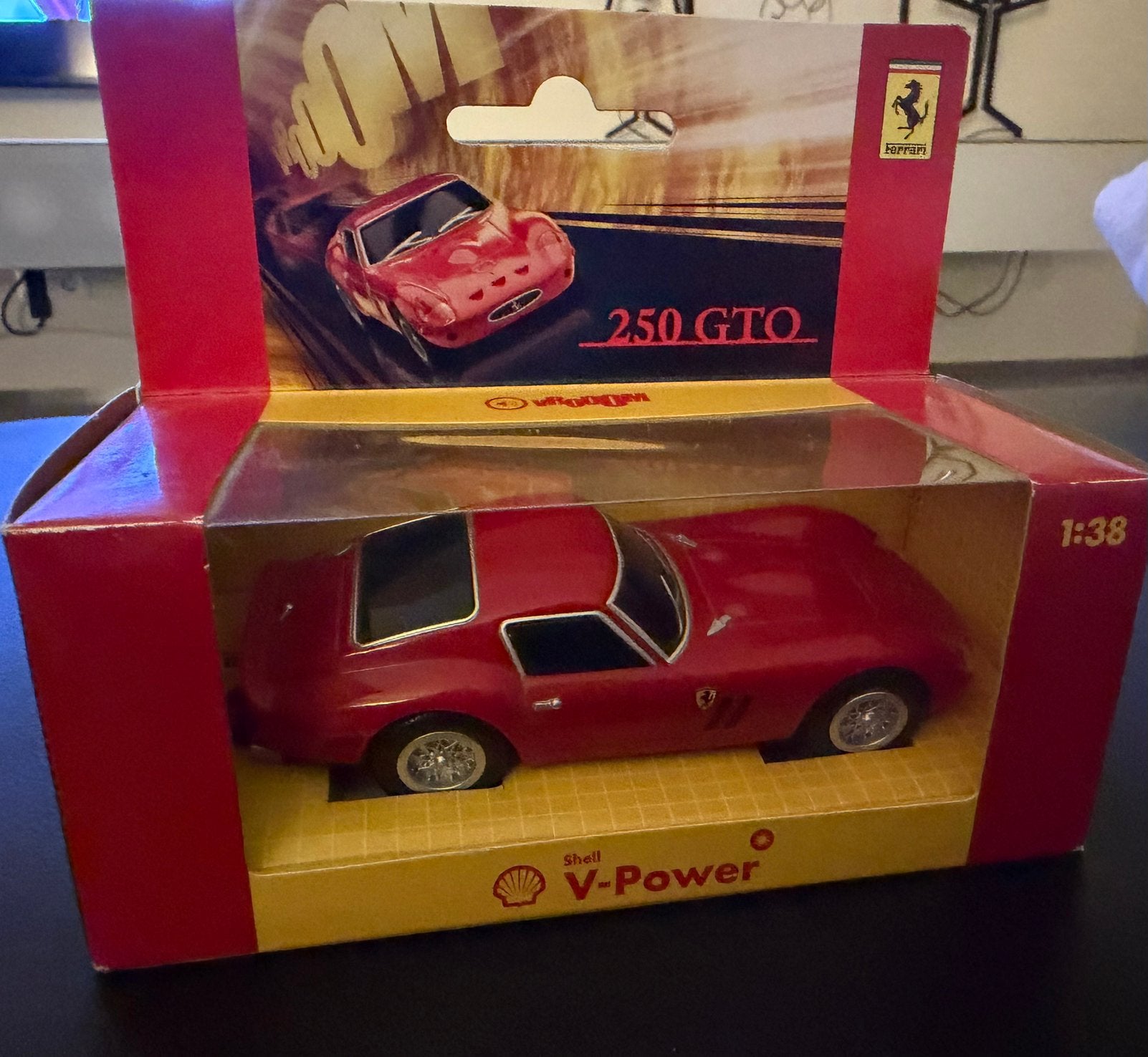 Ferrari 250 GTO Hotwheels 1:38, Ophalen of Verzenden, Zo goed als nieuw, Auto