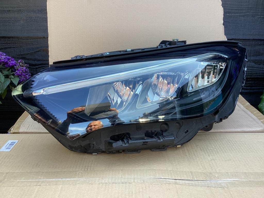 Mercedes EQE VOL LED KOPLAMP LINKS A2959069700