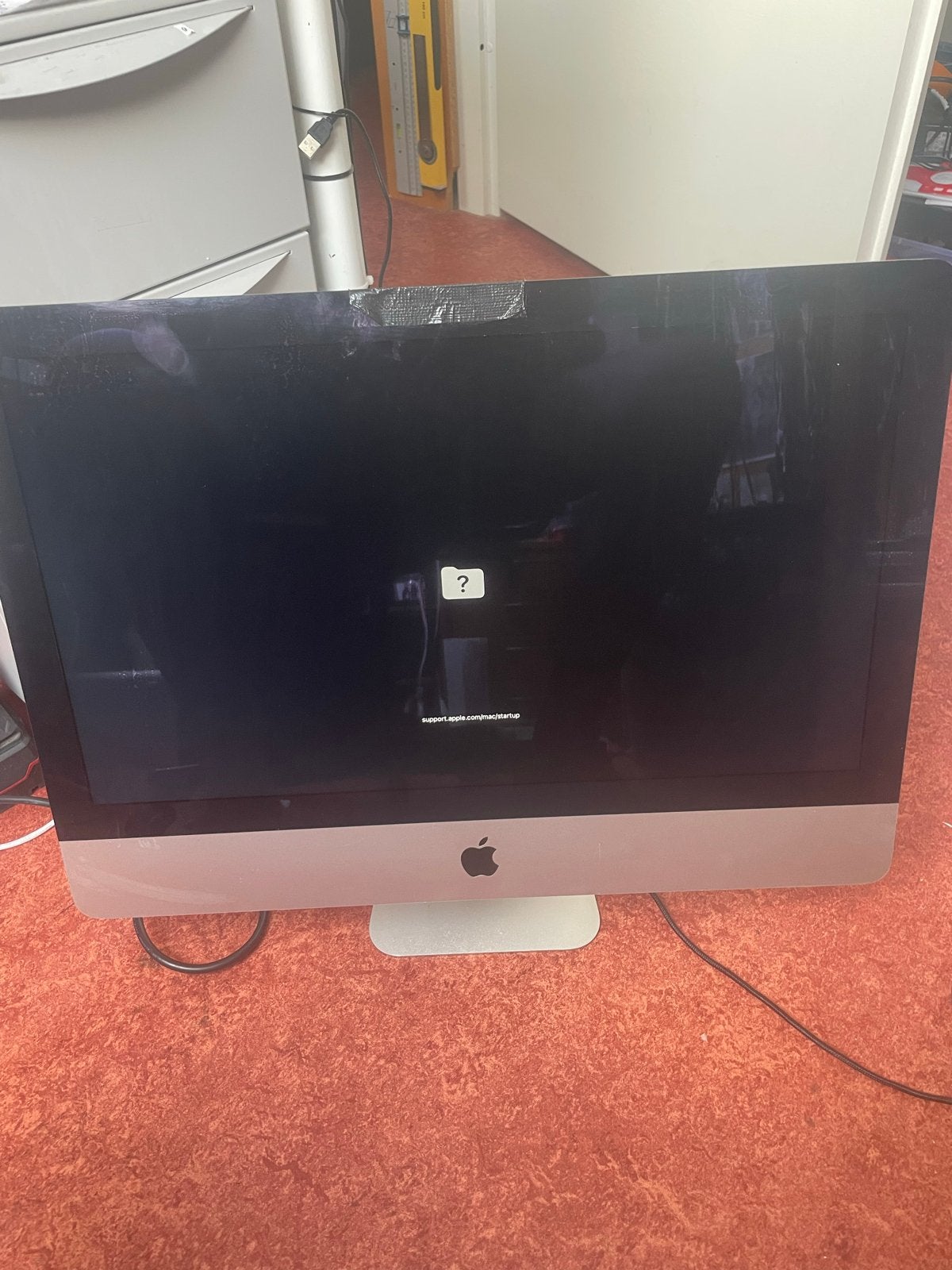 iMac 1418 - Leuk project voor de hobby-ist, Computers en Software, Apple Desktops, Niet werkend, iMac, Onbekend, Minder dan 4 GB