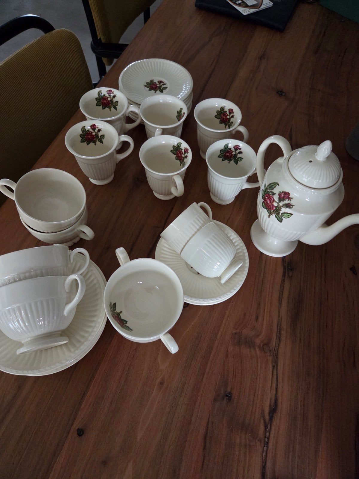 wedgewood " Moss Rose" koffie service, Ophalen