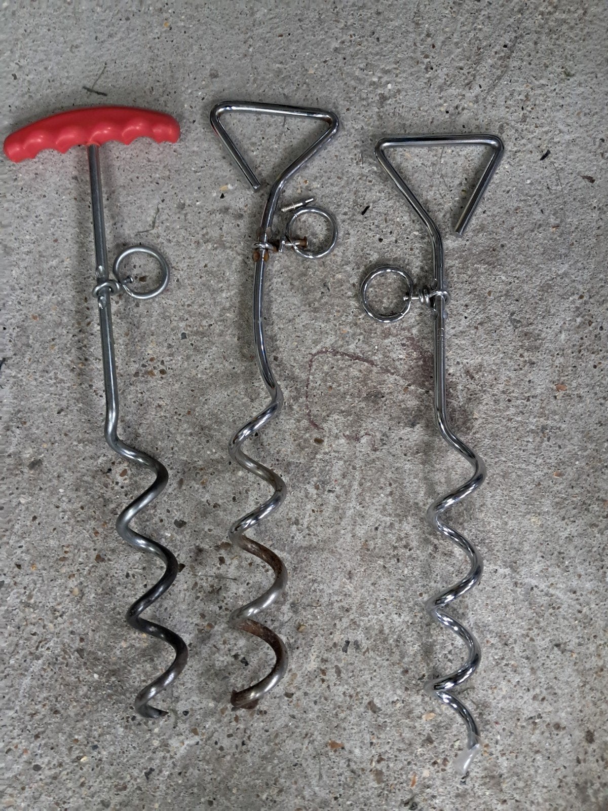 Grondanker / tentanker spiraalboor, Ophalen