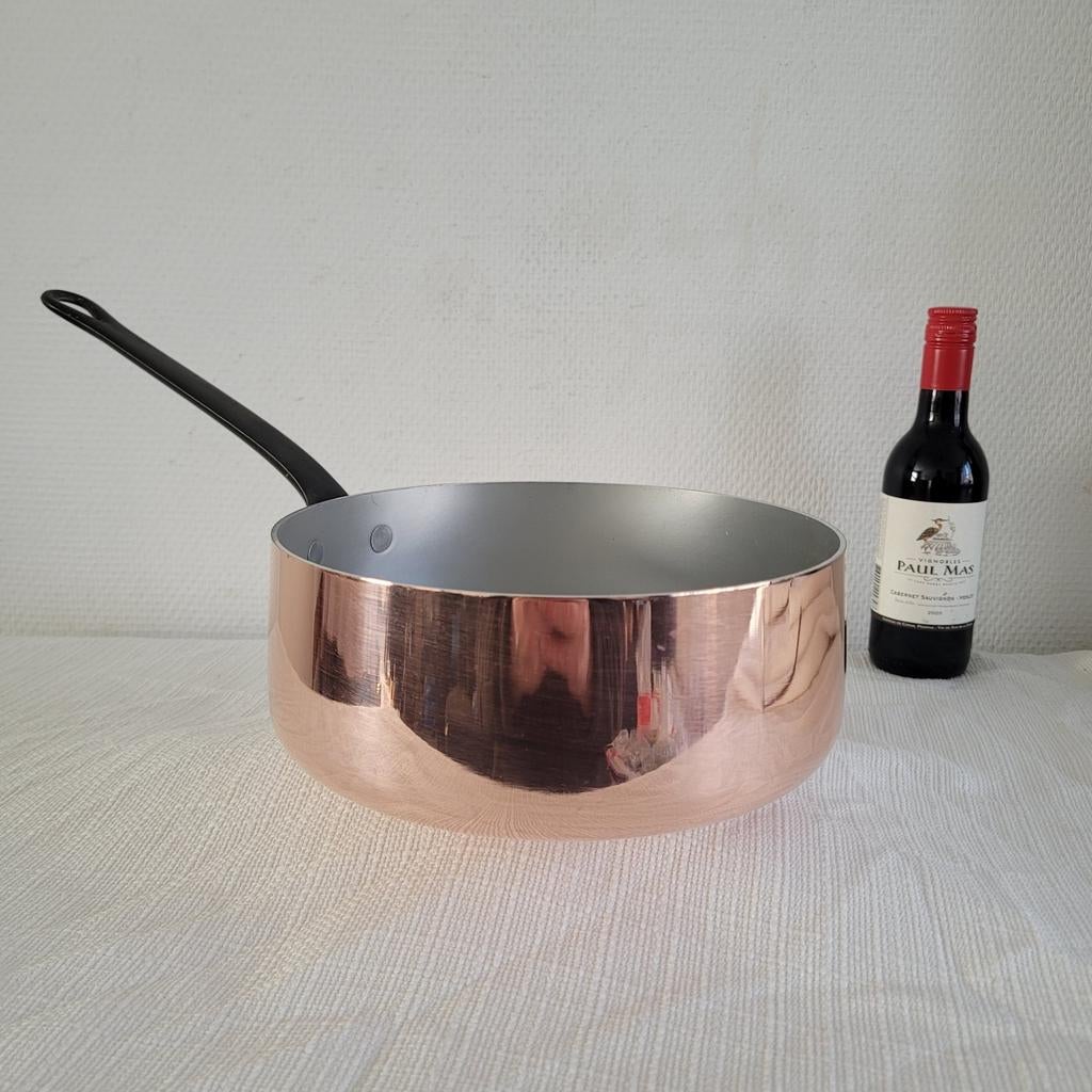 Tournus france Koperen pan sauspan hapjespan  20 cm, Huis en Inrichting, Keuken | Potten en Pannen, Ophalen of Verzenden, Zo goed als nieuw