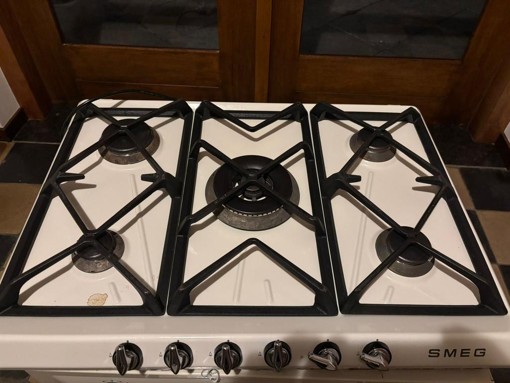 SMEG gasfornuis 5-pits izgs, Gebruikt, 60 cm of meer, Ophalen of Verzenden, Gas