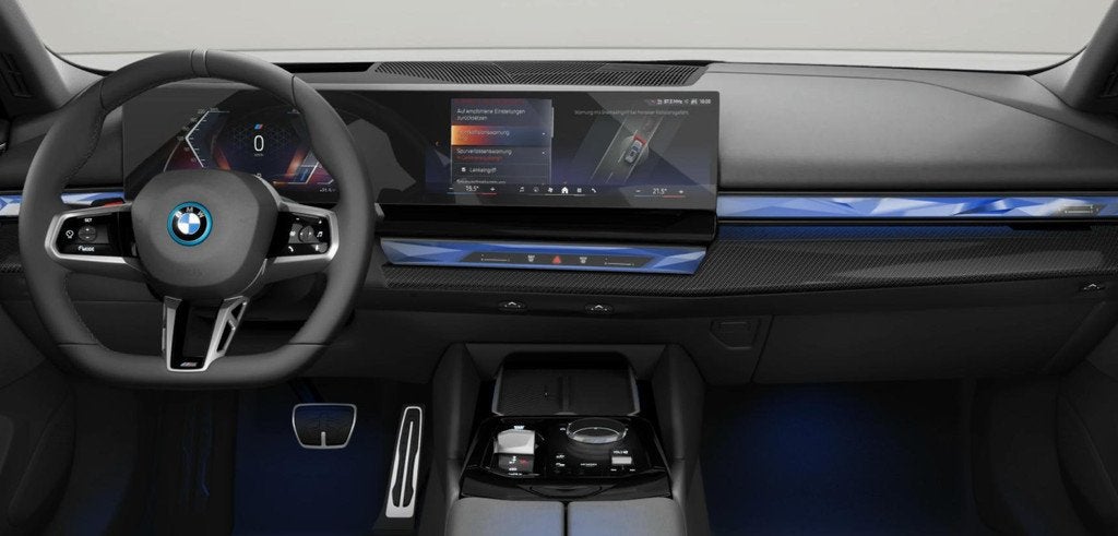 BMW i5 Touring eDrive40 M Sport Edition 84 kWh Trekhaak - B&, Automaat, 12 maanden, Achterwielaandrijving, Zwart