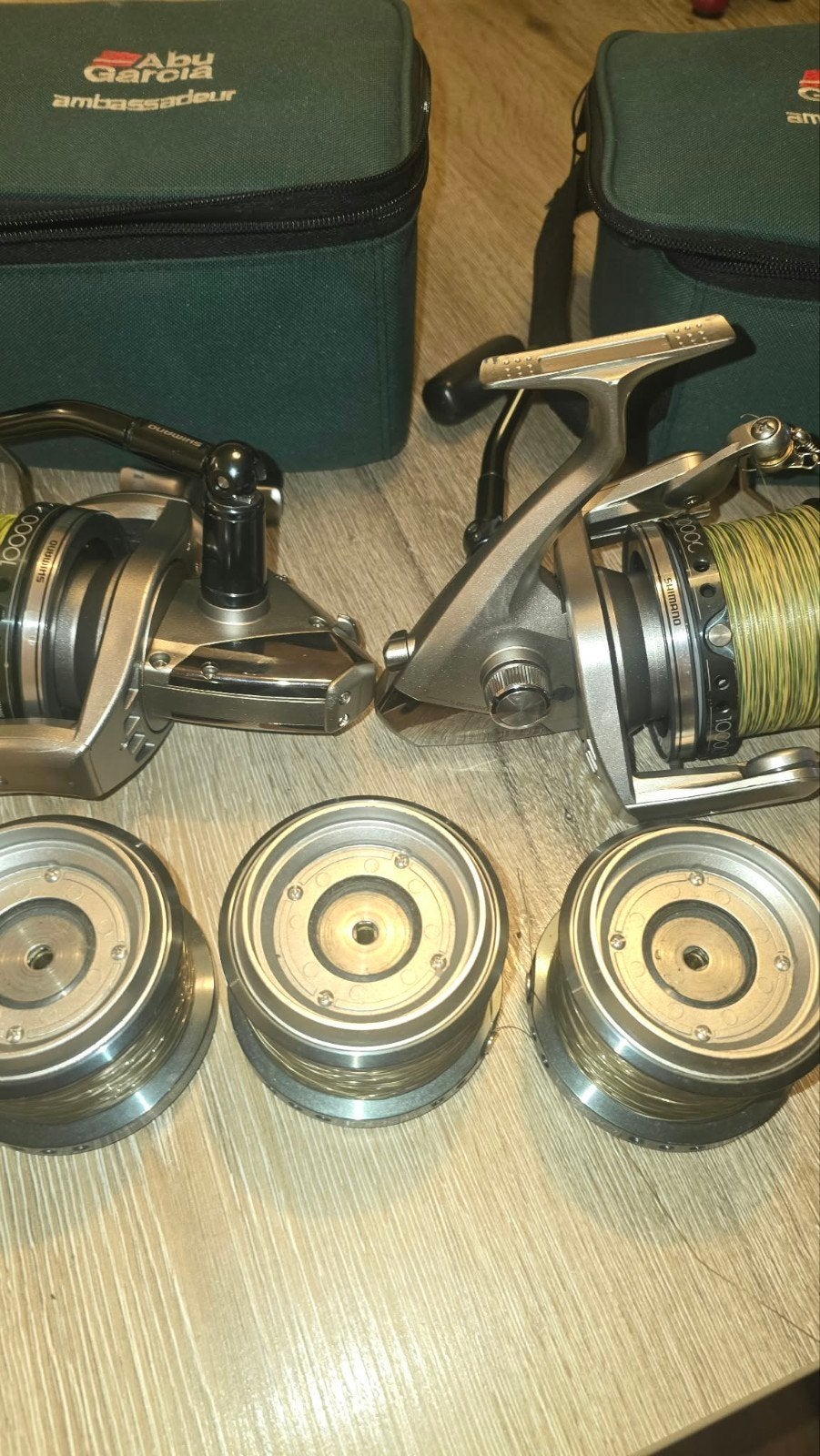 Shimano 10000 Molens met Extra Spoelen en Tassen, Ophalen, Gebruikt, Molen