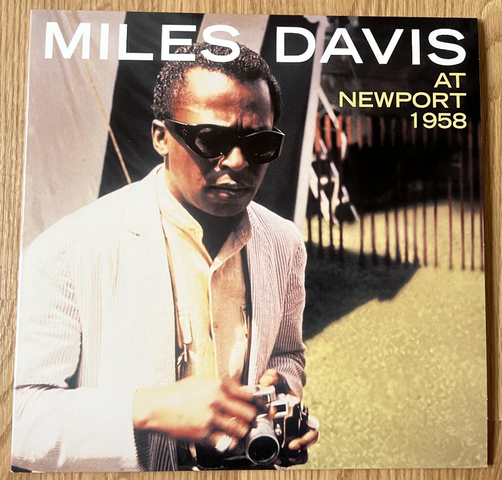 LP Miles Davis – At Newport 1958, Ophalen of Verzenden, Zo goed als nieuw, 1940 tot 1960, 12 inch