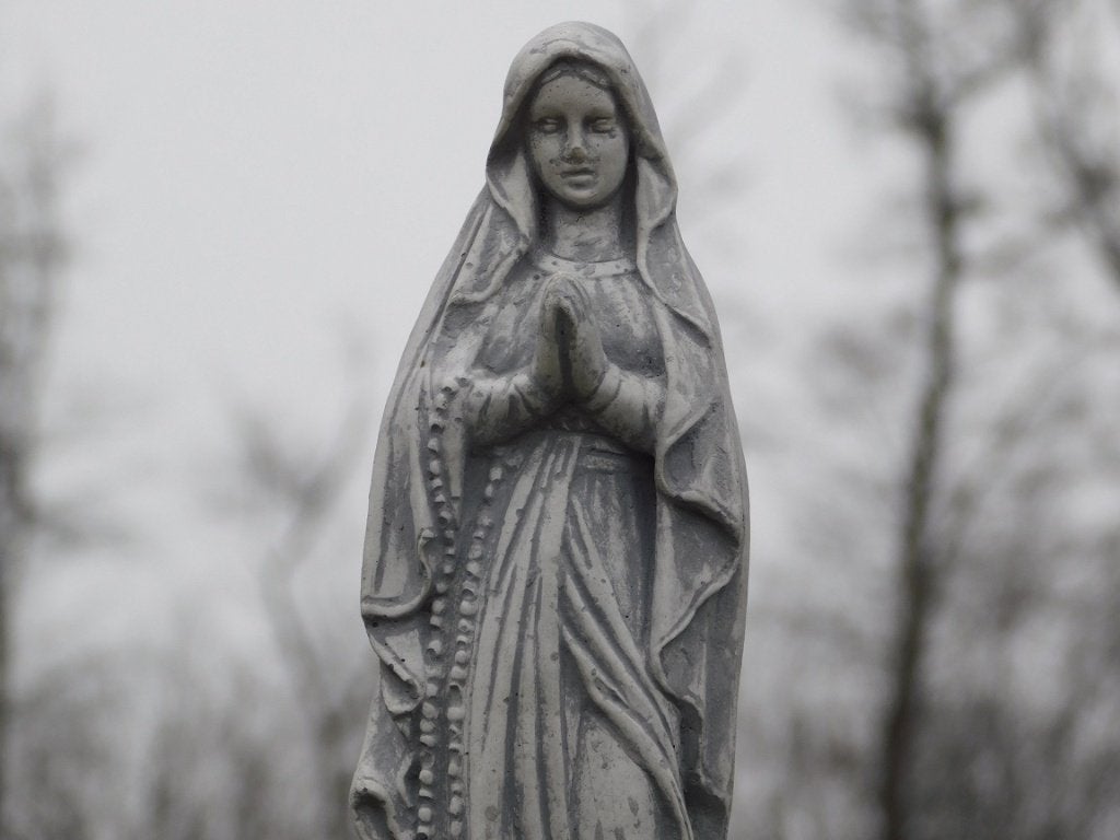 Beeld Biddende Maria - Steen - 30 cm, Tuin en Terras, Steen, ., Ophalen of Verzenden, .
