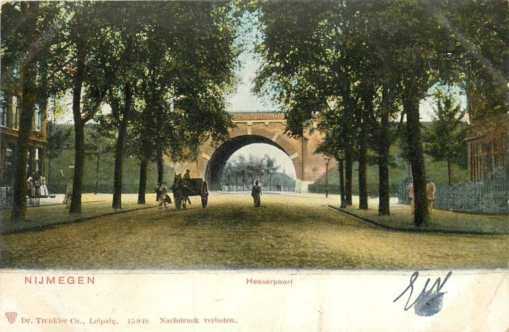 388-260-025 Nijmegen Heeserpoort, Verzamelen, Ansichtkaarten | Nederland, Verzenden, Voor 1920, Gelderland