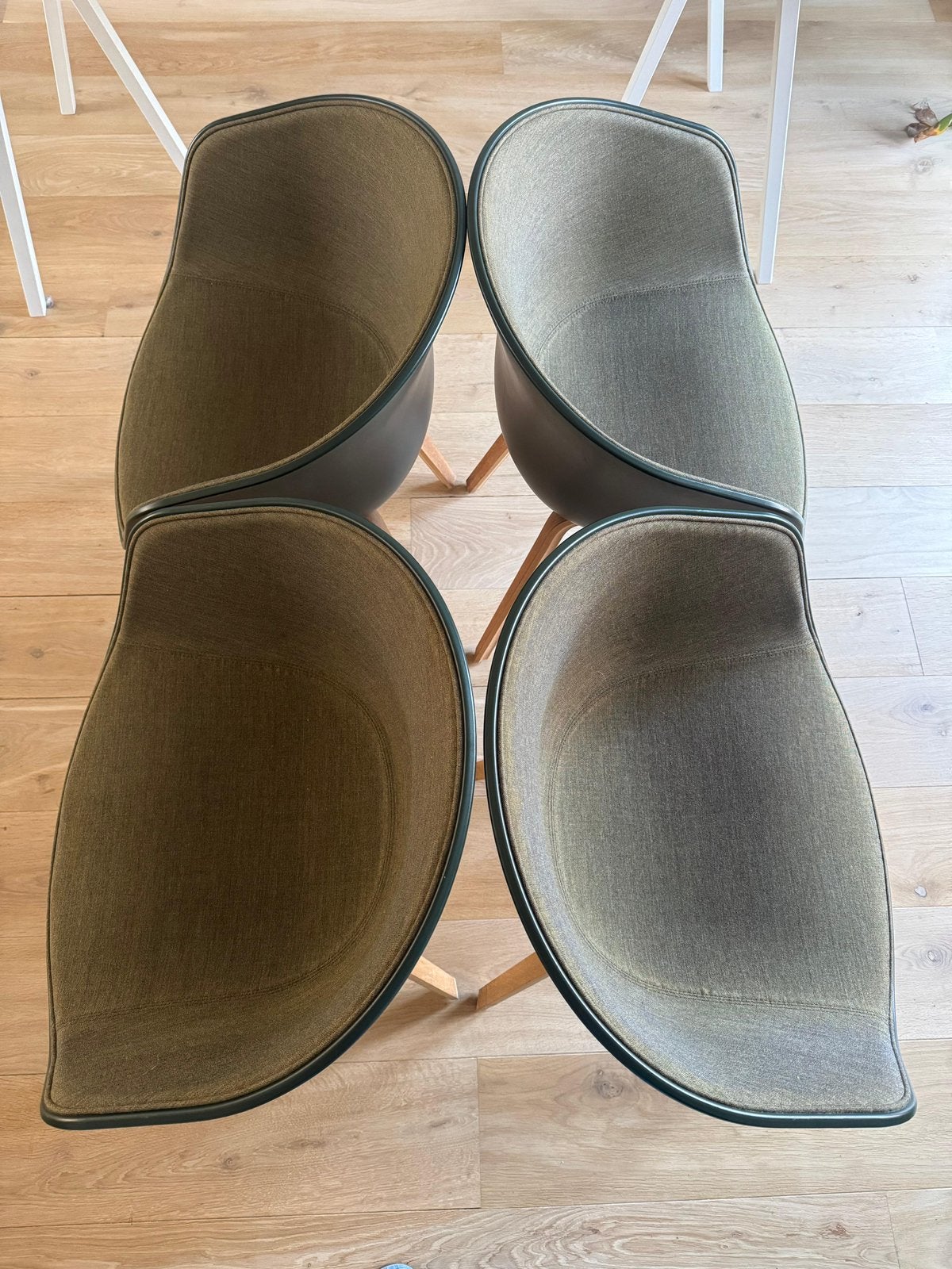 Twee Hay stoelen, Ophalen, Overige materialen, Gebruikt, Twee