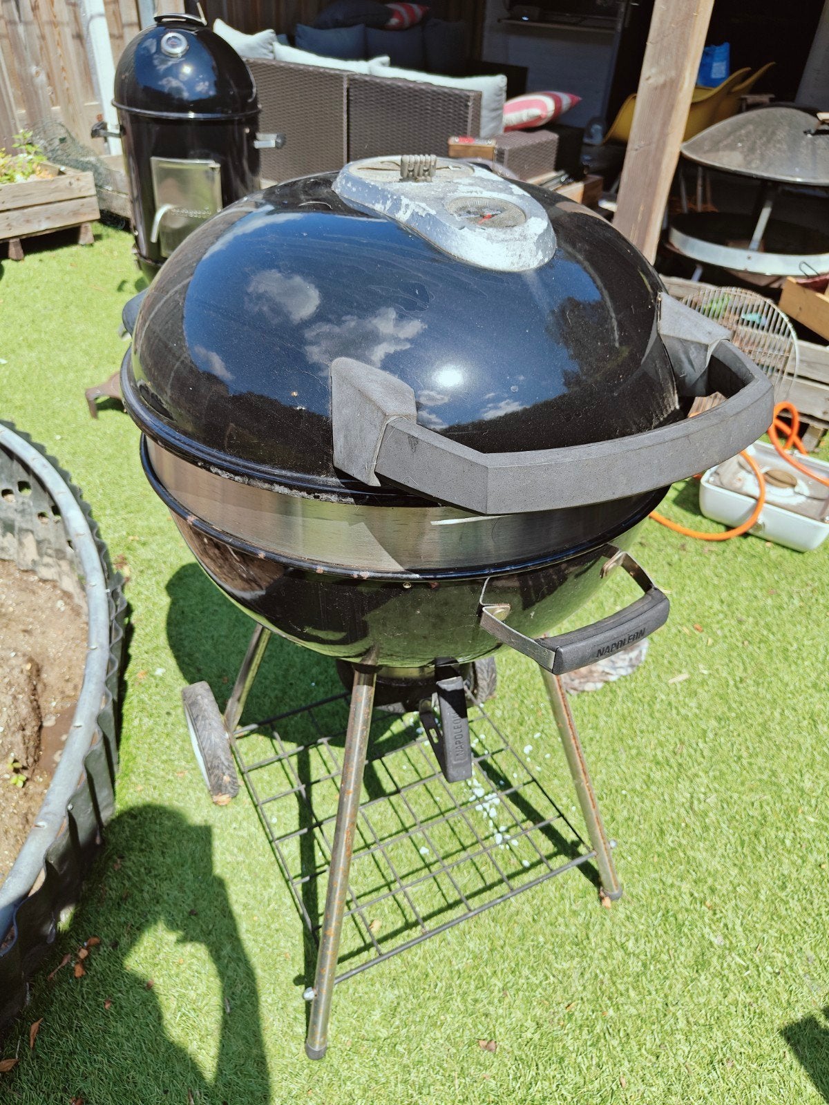 Napoleon Pro Kettle 57cm met gietijzeren rooster, Ophalen, Gebruikt, Napoleon