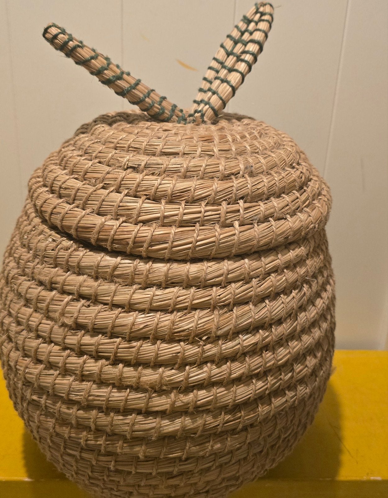 Mooie (ananas) mand, Ophalen of Verzenden, Zo goed als nieuw, Rond, Riet