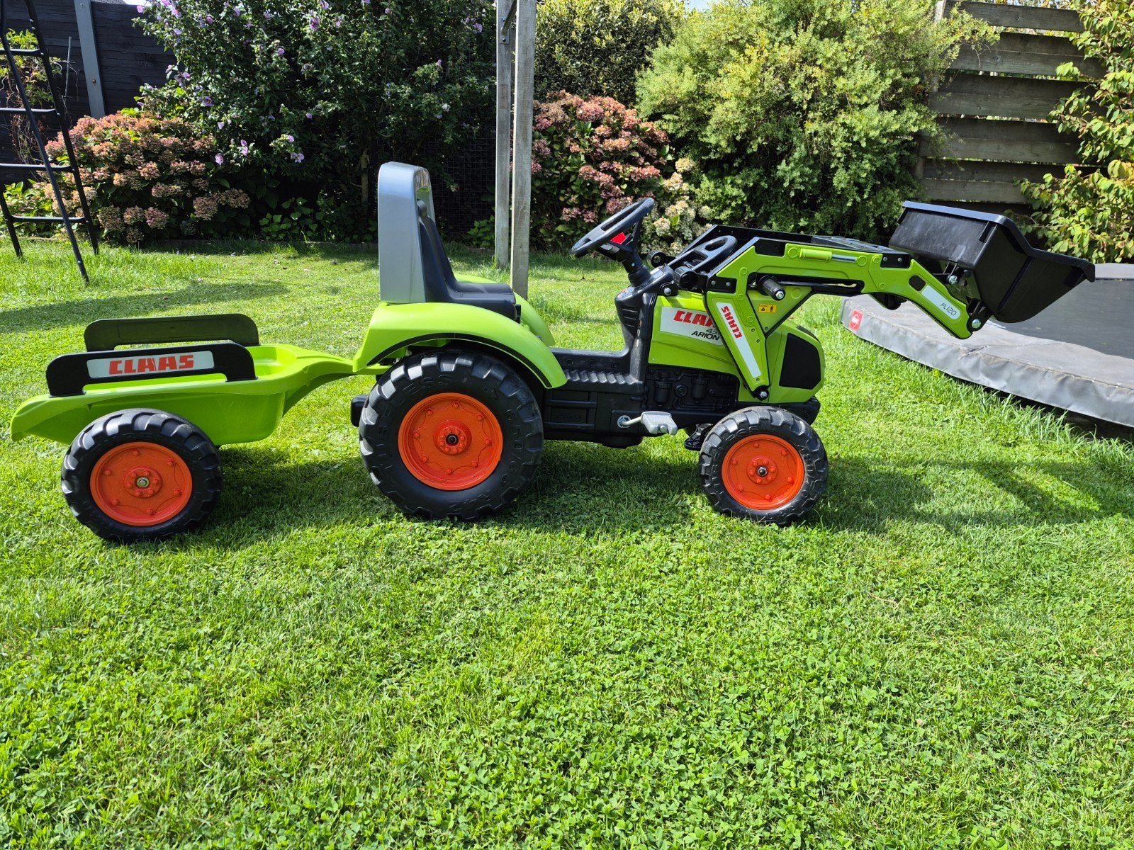 Falk Claas Arion 430 traptractor met aanhanger en voorlader, Ophalen, Gebruikt, Trapvoertuig