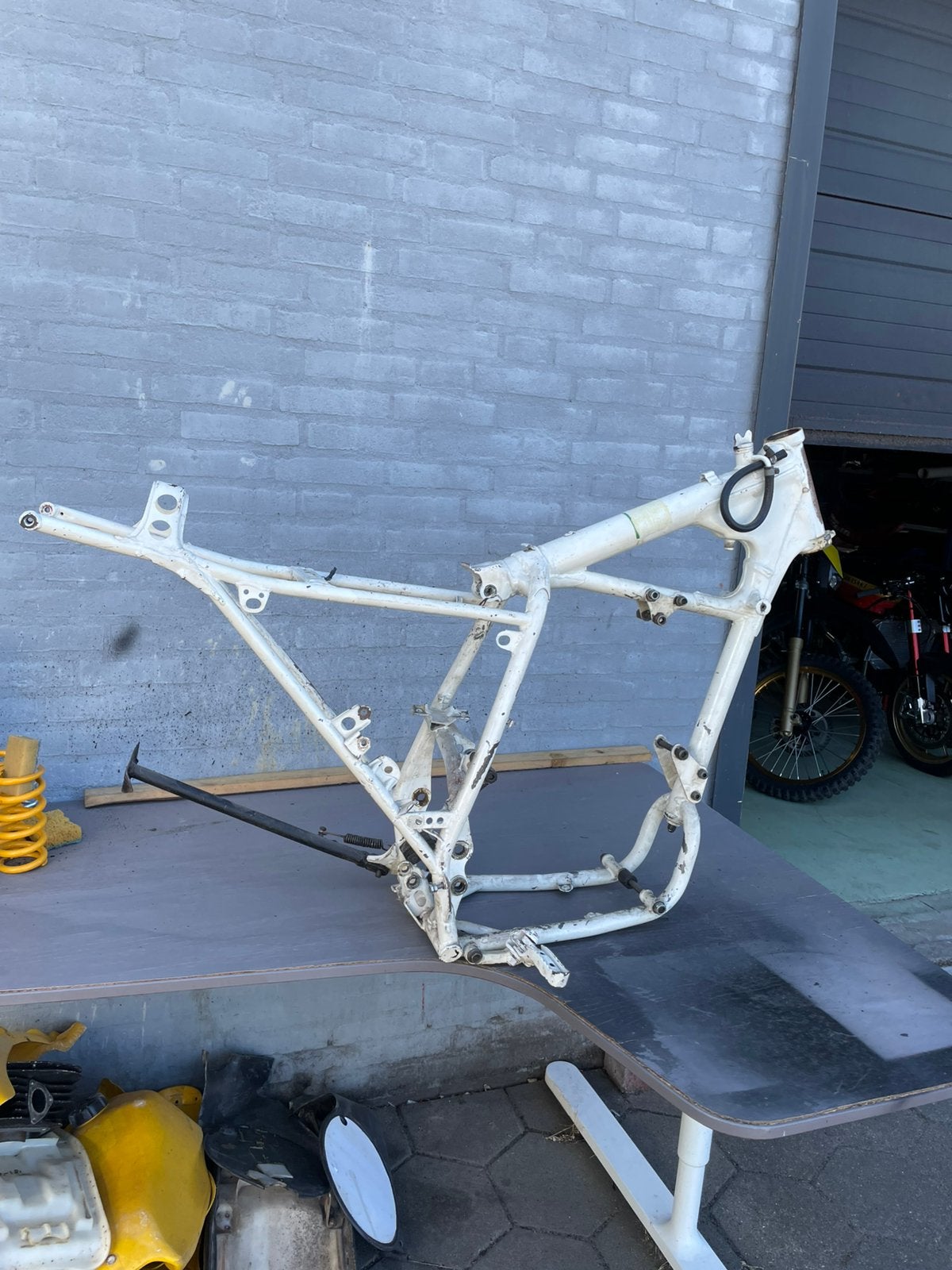 Honda XR600 frame 2 x., Motoren, Onderdelen | Honda, Ophalen of Verzenden