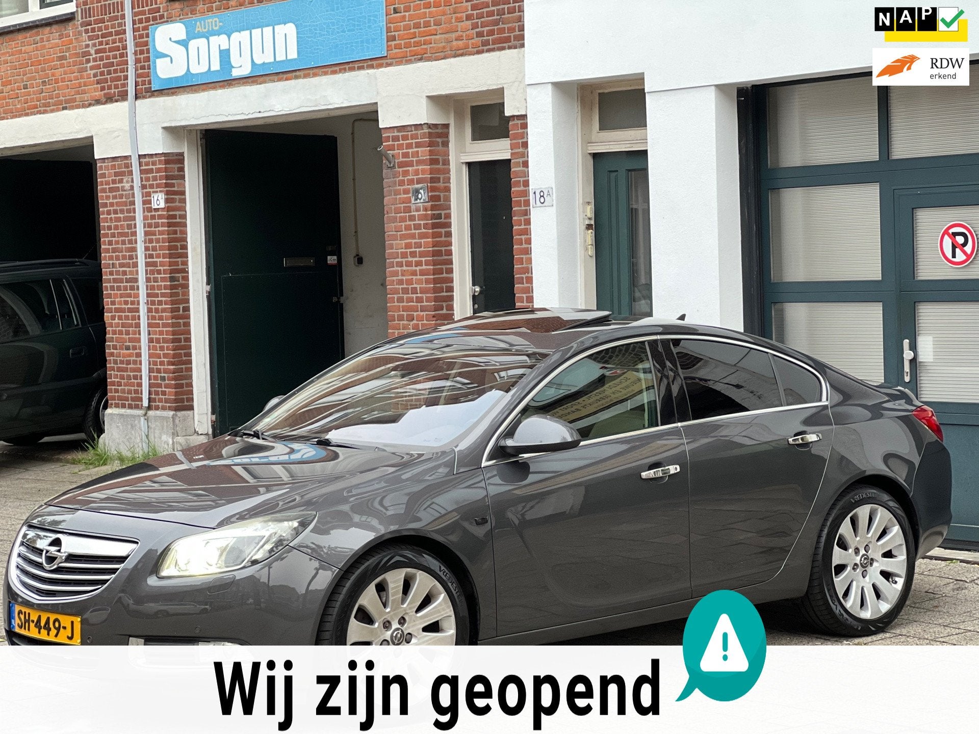 Opel Insignia 2.8 T Executive 4x4-dak-goed onderhouden, Auto's, Opel, Automaat, Euro 5, Leder en Stof, Bedrijf