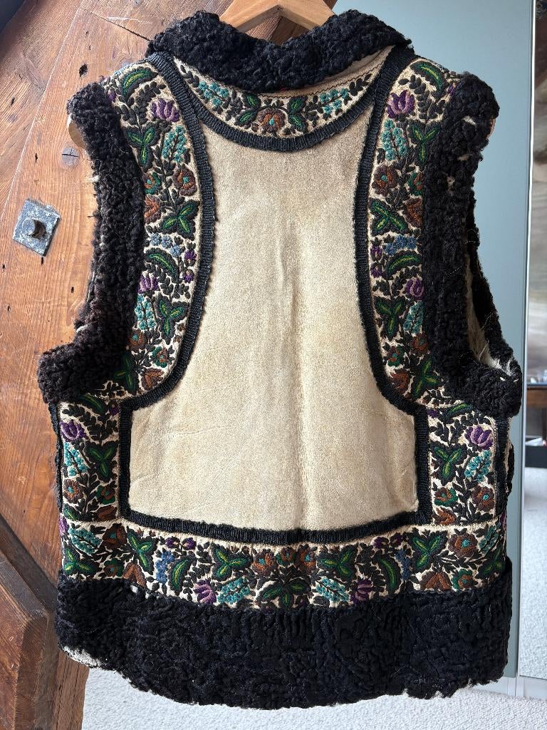 Vintage Roemeens schapenvacht vest – handgemaakt folk / boho, Kleding | Dames, Jassen | Winter, Ophalen of Verzenden, Gedragen