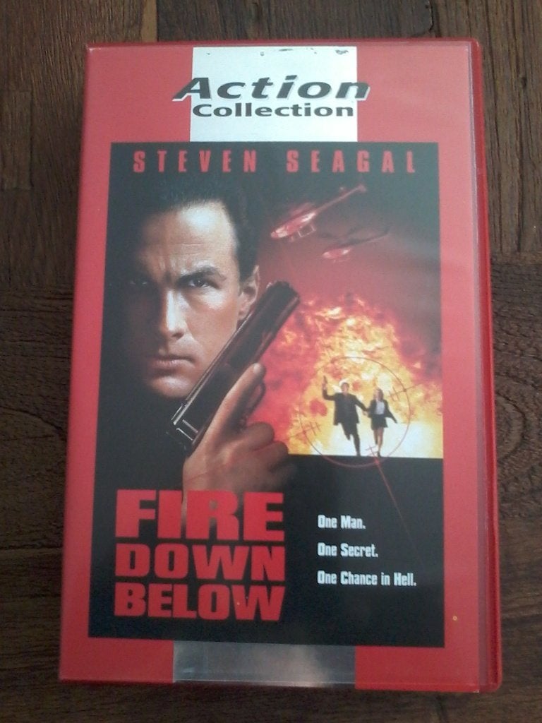 VHS Film - Fire Down Below - Steven Seagal ( Jola ), Nederlands ondertiteld, Engels, Vanaf 16 jaar, Verzenden