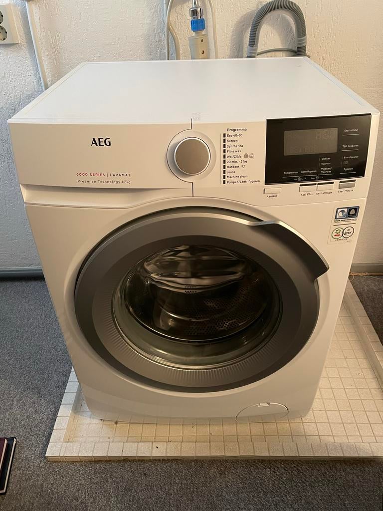 AEG Lavamat 6000 serie wasmachine 1-8kg, Witgoed en Apparatuur, Ophalen, Gebruikt, Voorlader, 85 tot 90 cm