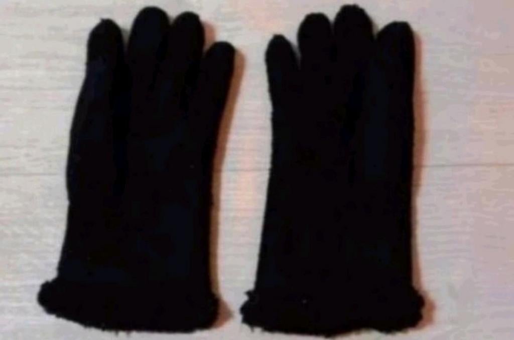 NIEUWE ZWARTE GEWATEERDE DAMES/TIENER HANDSCHOENEN MAAT S/M, Ophalen of Verzenden, Nieuw, Maat 36 (S), Handschoenen