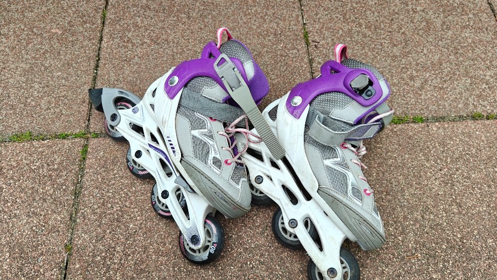 Skeelers - Maat 32-35, Sport en Fitness, Skeelers, Kinderen, Inline skates 4 wielen, Ophalen, Overige merken