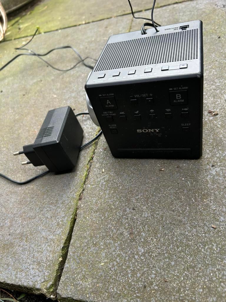 Sony wekker  radio, Ophalen of Verzenden, Zo goed als nieuw