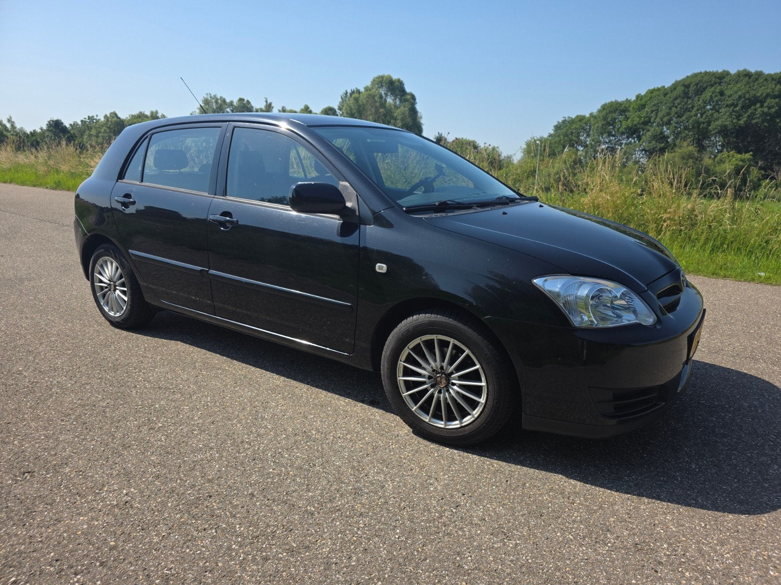 Toyota Corolla 1.4 16V 2005 met Pro geluidssysteem, Auto's, Voorwielaandrijving, 1398 cc, 4 cilinders, Corolla